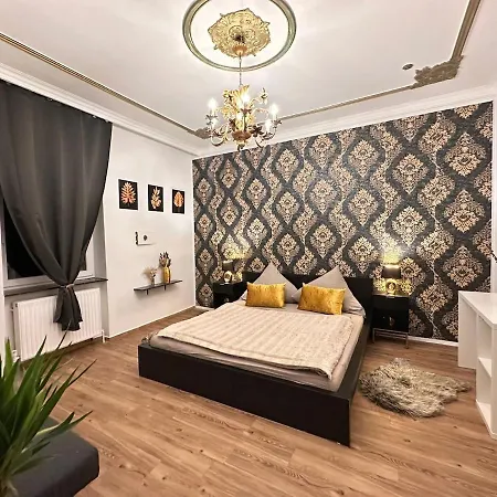 Ideal For 7 With Kitchen Near Danube * Linz