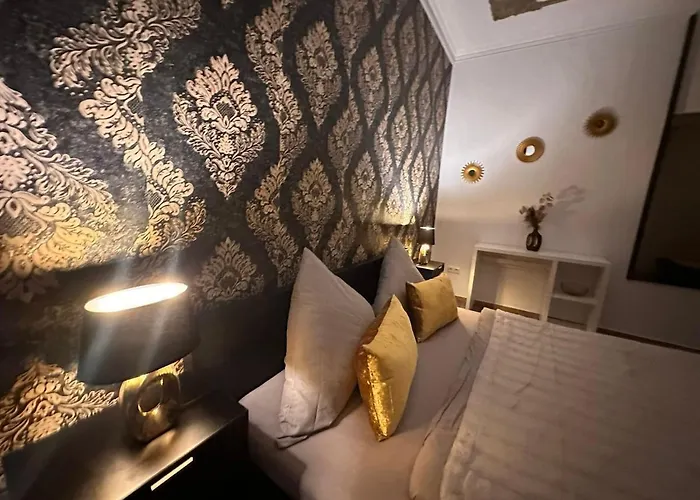 Ideal For 7 With Kitchen Near Danube Apartament