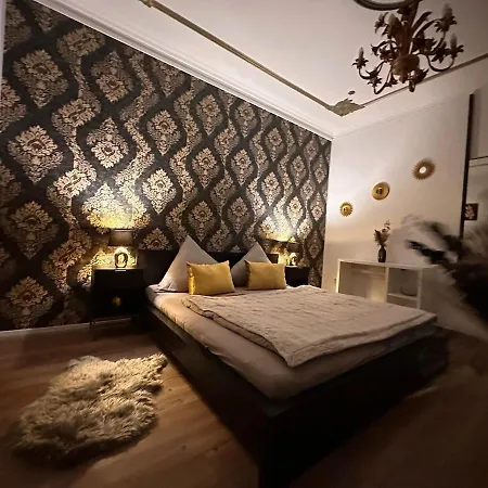 Ideal For 7 With Kitchen Near Danube * 린츠
