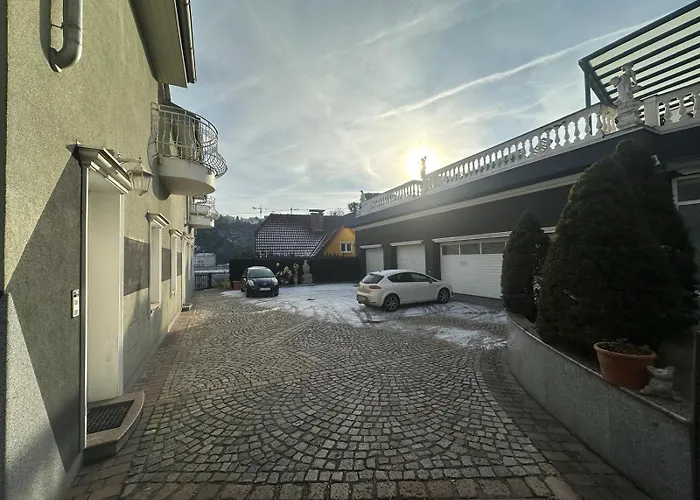 Ideal For 7 With Kitchen Near Danube